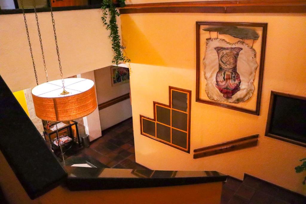 TV a/nebo společenská místnost v ubytování Hotel Rodelu