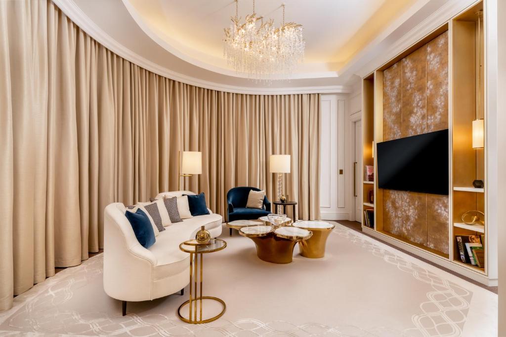 Corinthia Grand Hotel du Boulevard Bucharest - Resim 25