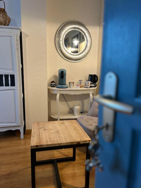 Postel nebo postele na pokoji v ubytování Les Transats Chambre et appartements Face à la mer