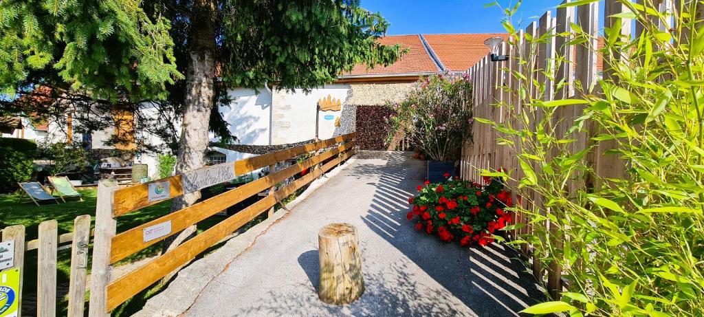 Zahrada ubytování Maison d'hôtes et SPA La Boucotte