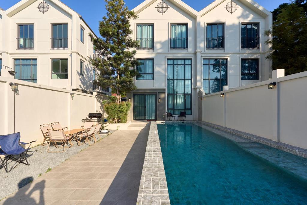 Πισίνα στο ή κοντά στο Modern Elegance Pool Villa