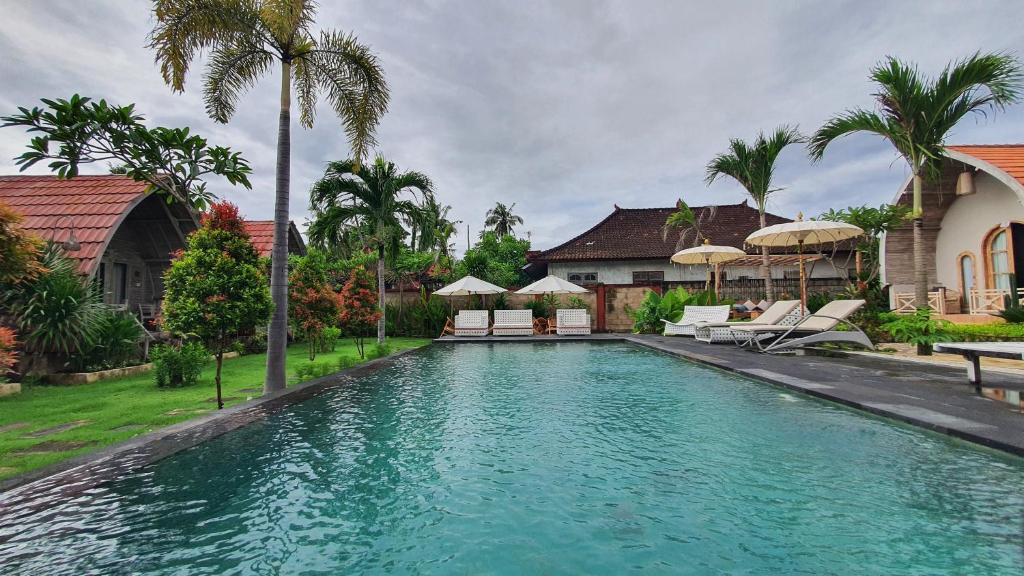 Bazén v ubytování Daghan Cottage Nusa Penida nebo v jeho okolí