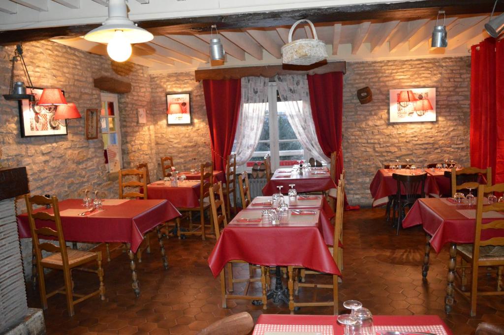 Restaurace v ubytování Le Relais du Morvan