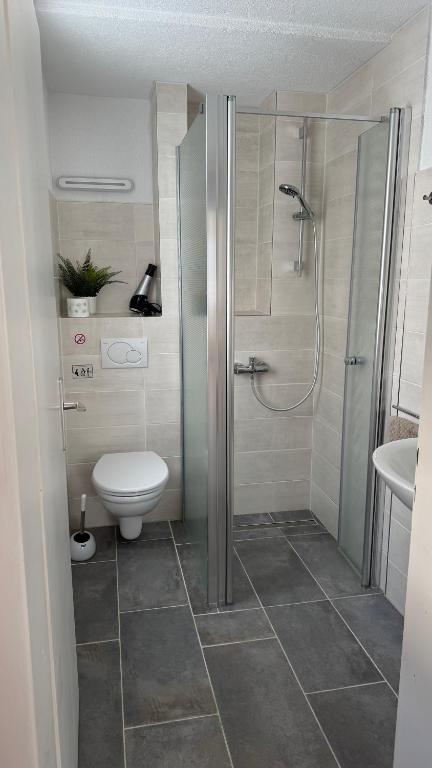 Koupelna v ubytování Gästezimmer Fateev 4