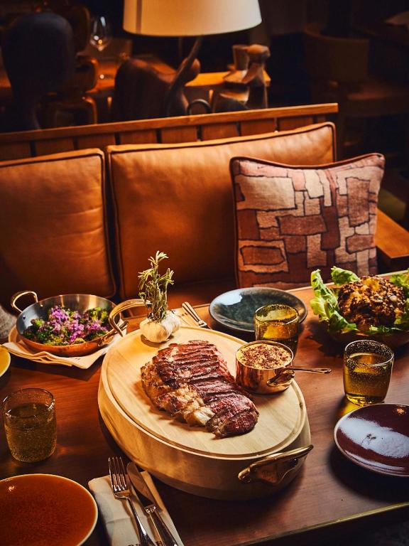 Brach Madrid - Evok Collection - Resim 28