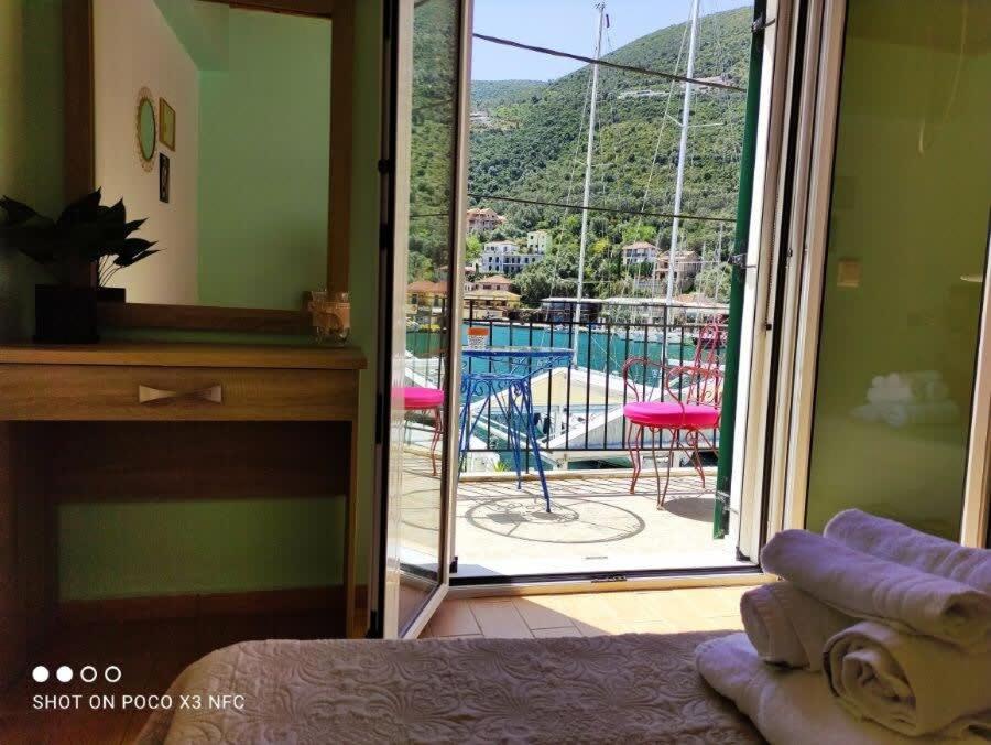 Nespecifikovaný výhled na hory nebo výhled na hory při pohledu z apartmánu