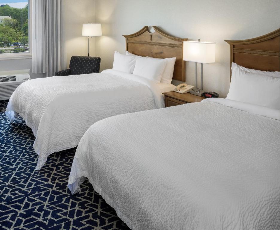 The Newport Harbor Hotel & Marina - 