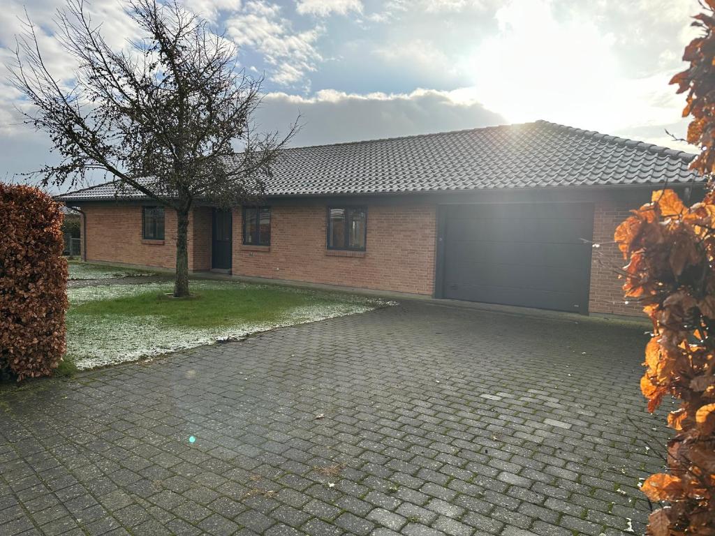 Budova, kde se vila nachází