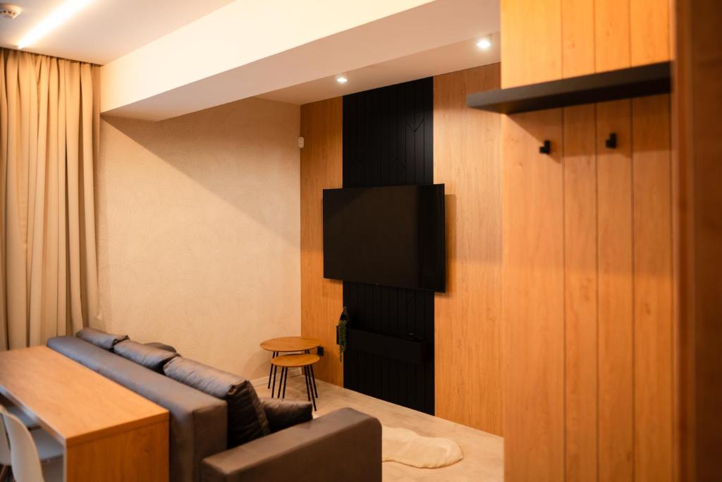 TV a/nebo společenská místnost v ubytování LAMBERT Residences
