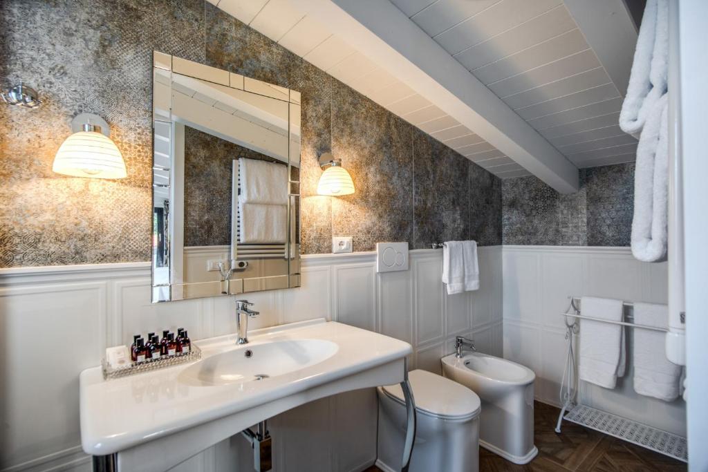 Koupelna v ubytování Vigna Caio Relais & Spa