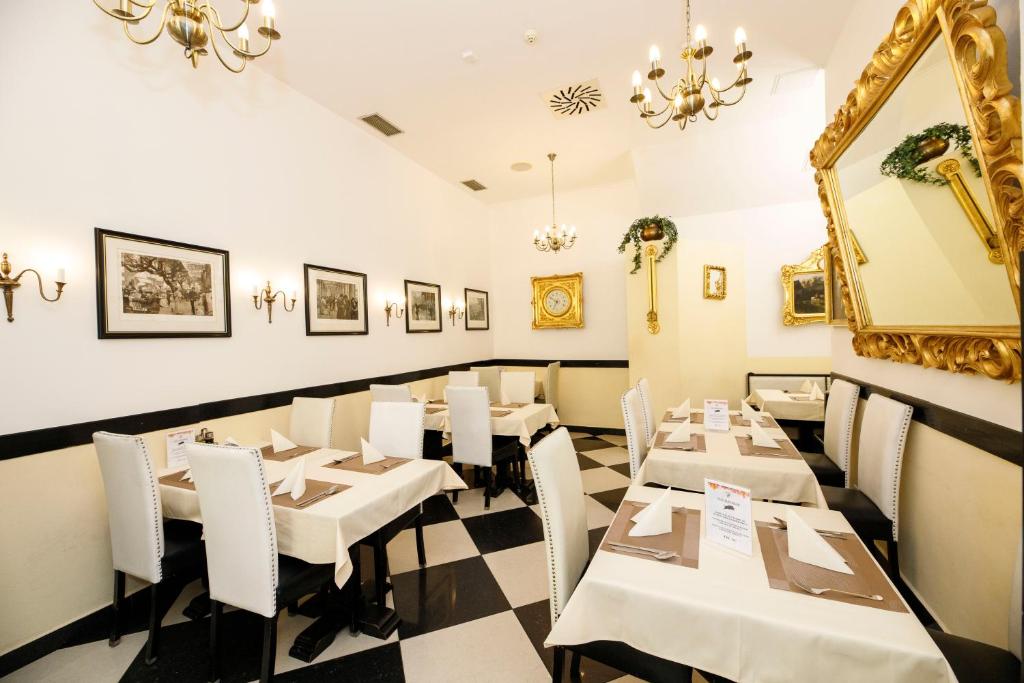 Salvator Hotel - Resim 9