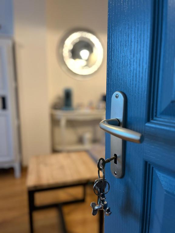 Postel nebo postele na pokoji v ubytování Les Transats Chambre et appartements Face à la mer