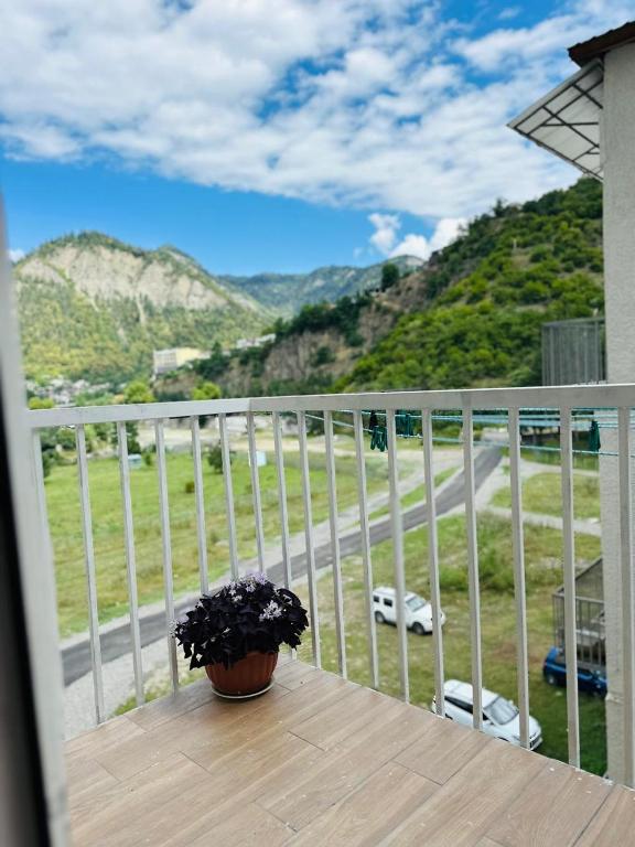 Nespecifikovaný výhled na hory nebo výhled na hory při pohledu z apartmánu