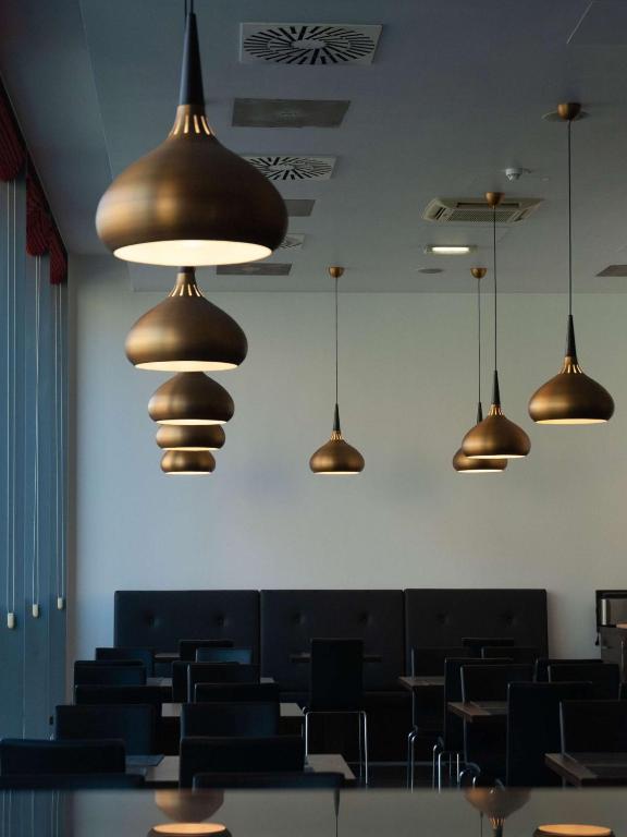 Een zitgedeelte bij Best Western Plus Plaza Hotel Graz