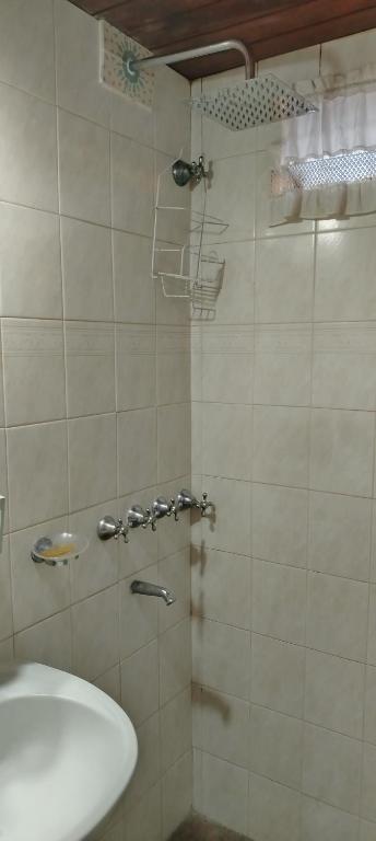 Habitación con baño para dos personas
