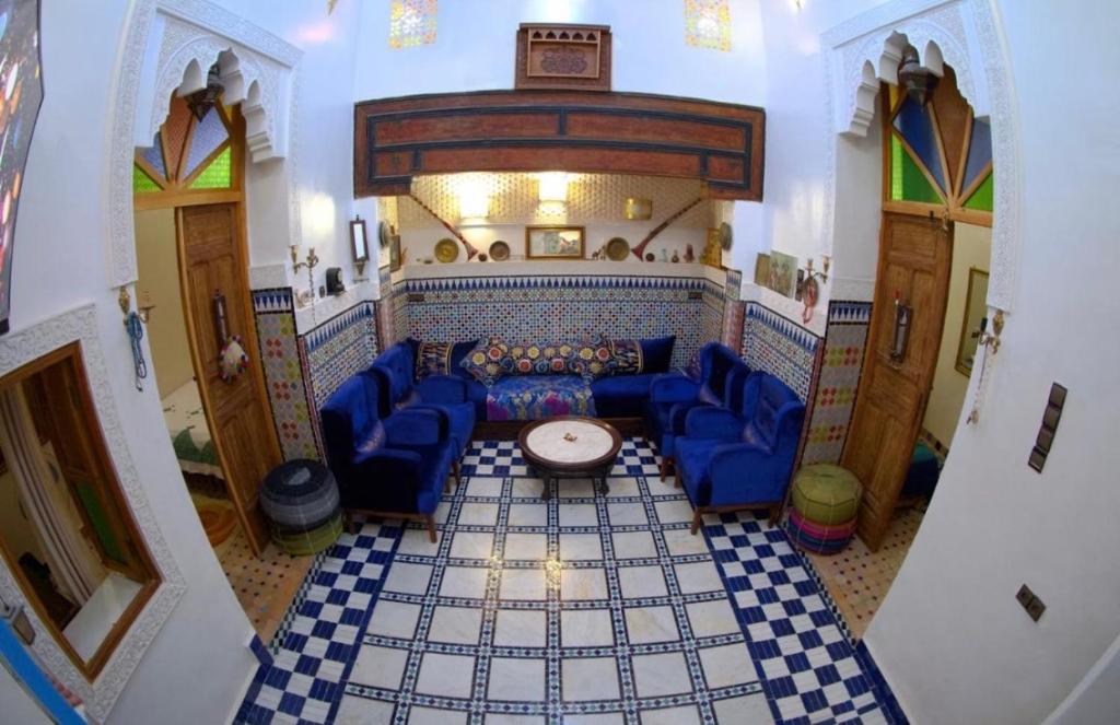 Istumisnurk majutusasutuses Riad Misk Fez