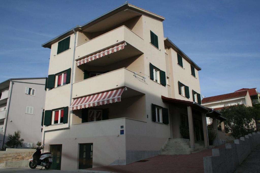Budova, v ktorej sa apartmán nachádza