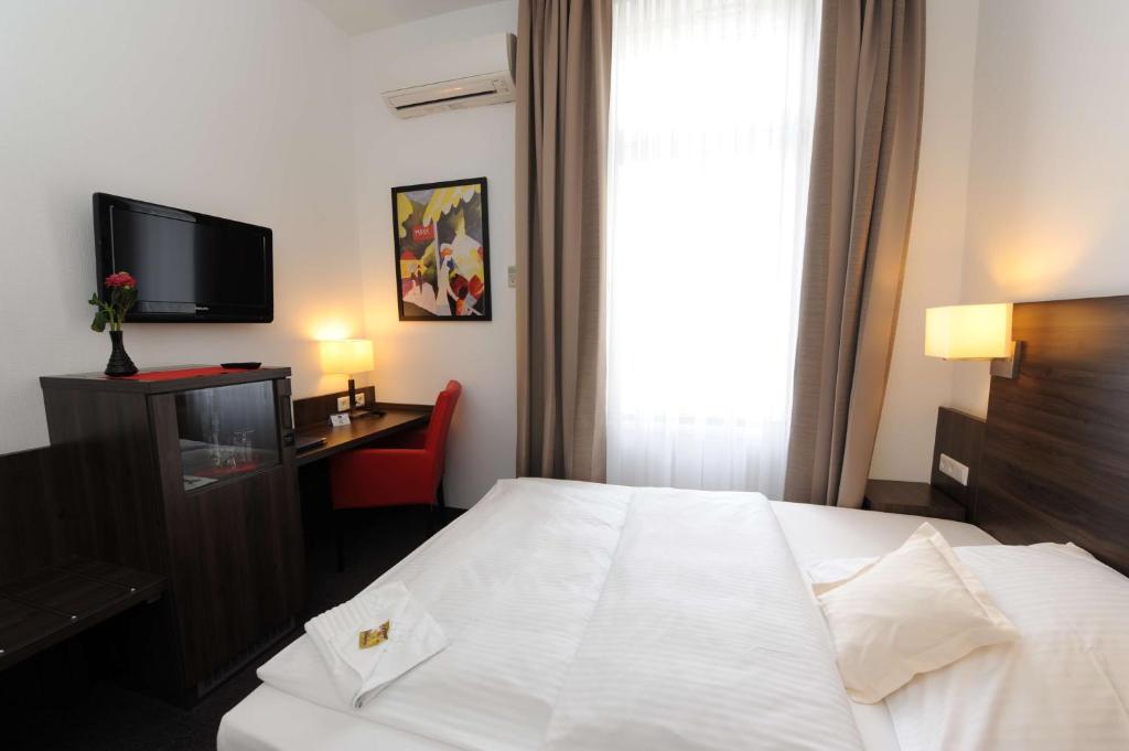 
Standard Single Room
