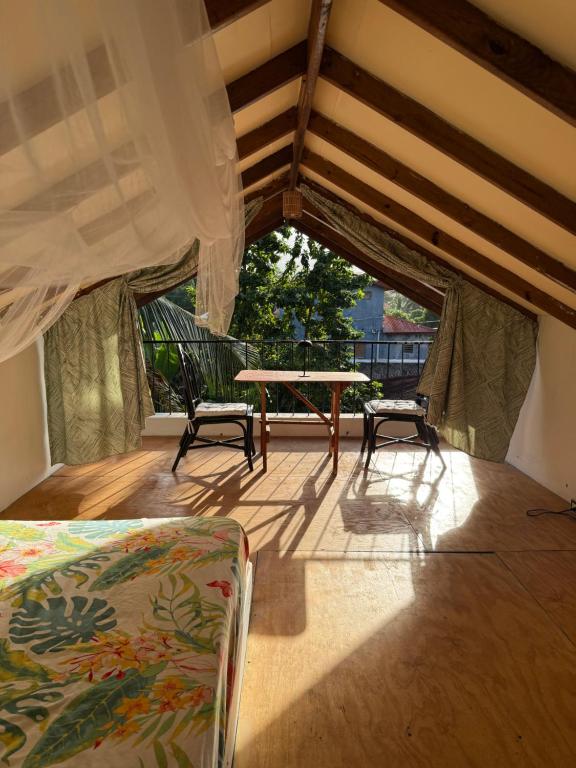 Balcon ou terrasse dans l'établissement Yes Papa! Rooms only 100m from the beach!