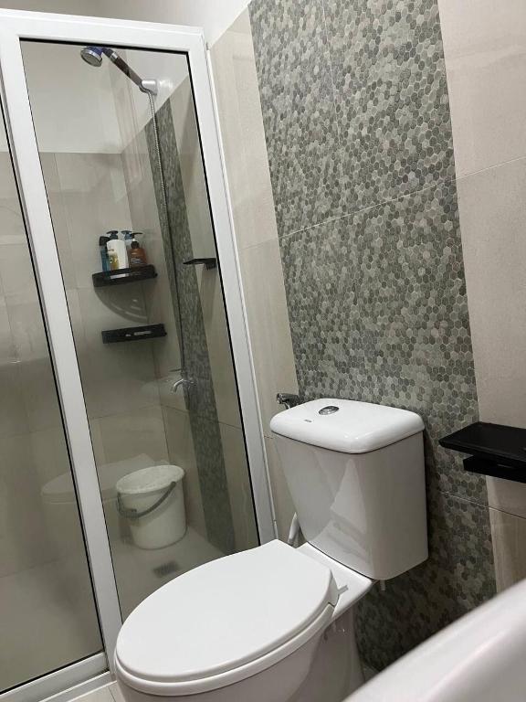 Charming 2BR Corner Home with relaxing Lanai Area - Twee Slaapkamers Huis