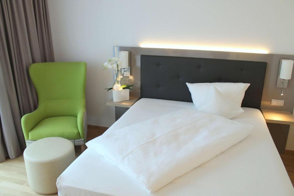 Best Western Queens Hotel Pforzheim-Niefern - Superior Queen Room