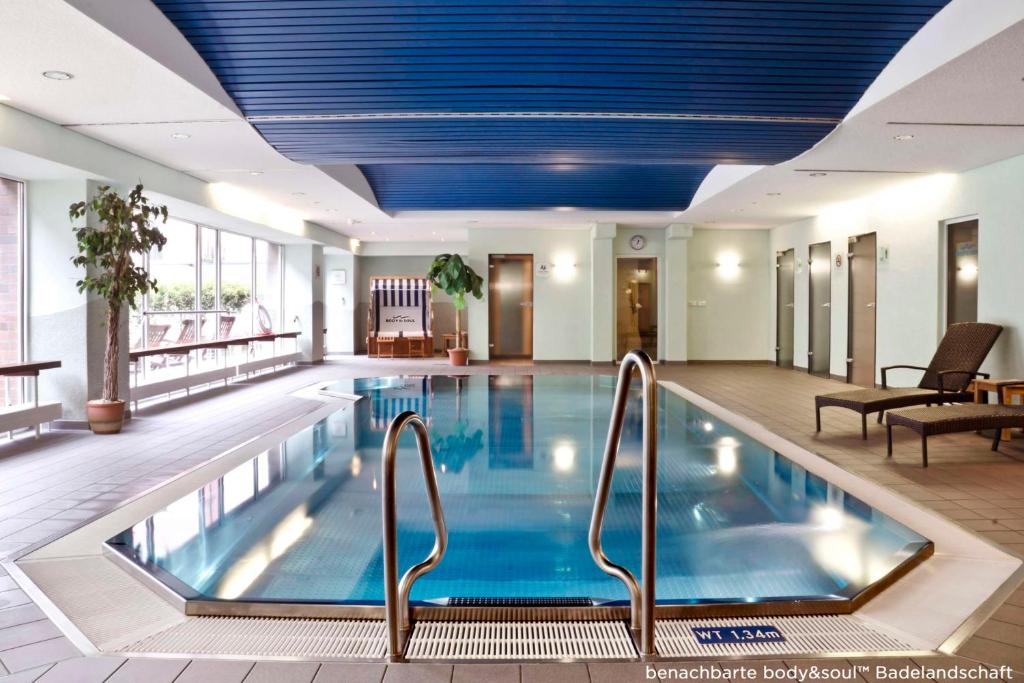 Bazén v ubytování Best Western Macrander Hotel Dresden nebo v jeho okolí