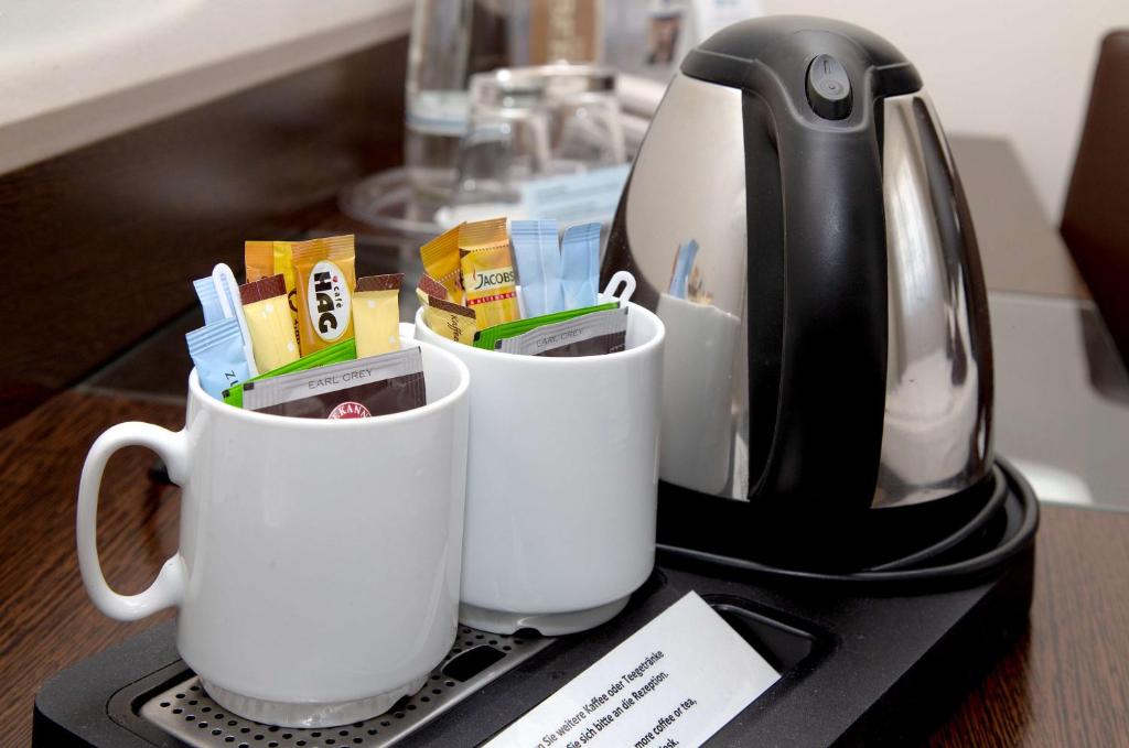 
Comfort Room with two single beds
