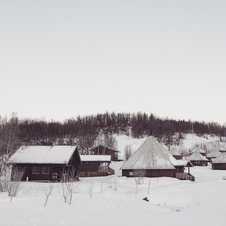 Vestvatn - Arctic Cabins v zimě