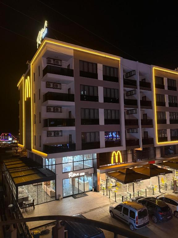 لابی و فضای عمومی Rena Grand Residence & Suit - تصویر ۵