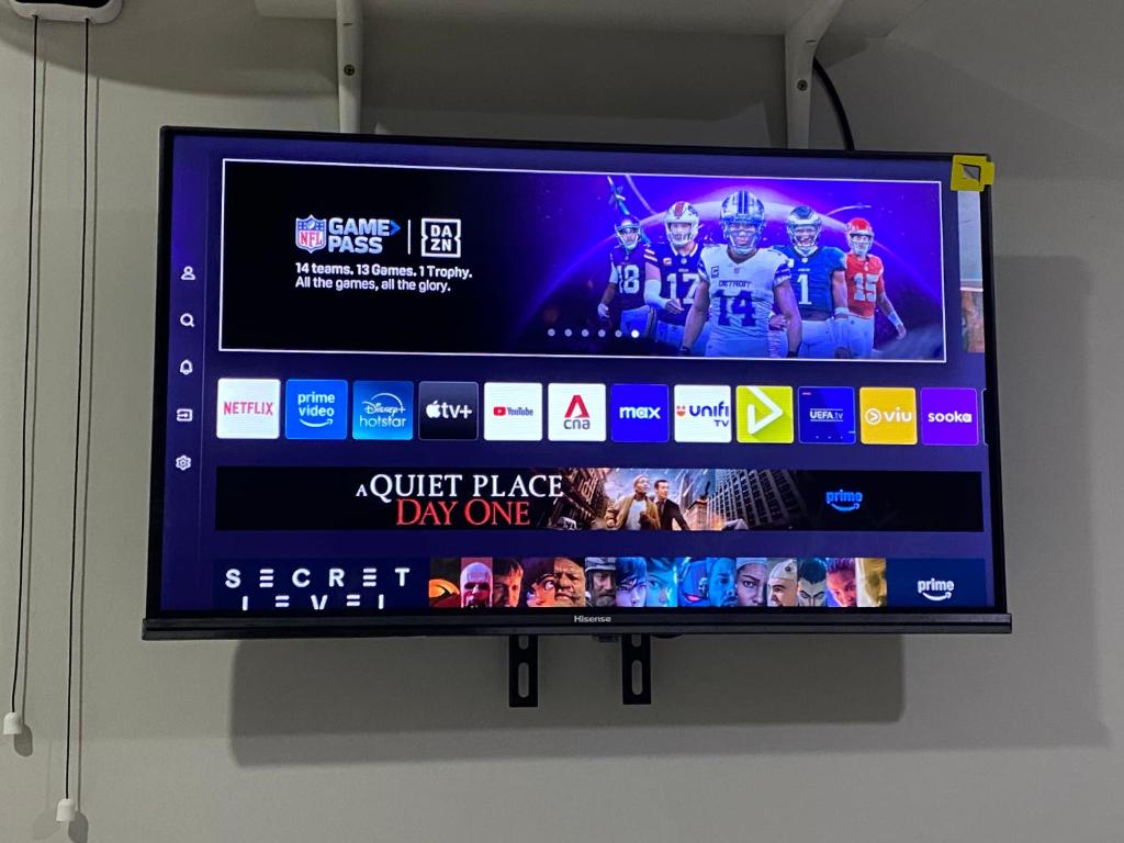 TV a/nebo společenská místnost v ubytování OU INN Cameron Highlands ,Ferm Nyonya Restaurant