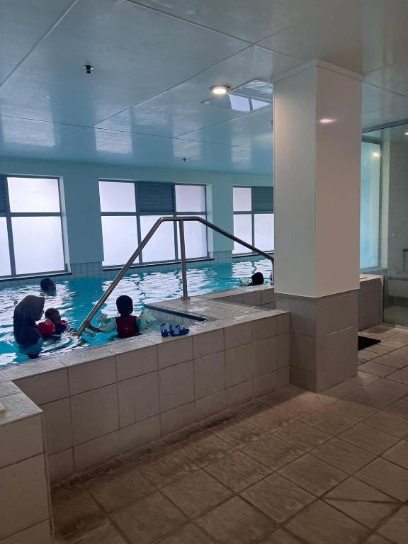 aura 2 bedrooms 1 living room balcony goodView swiming pool, gym - Resim 14