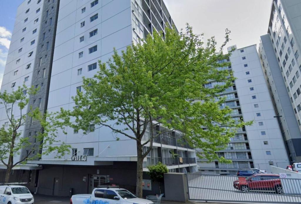 aura 2 bedrooms 1 living room balcony goodView swiming pool, gym - Resim 7