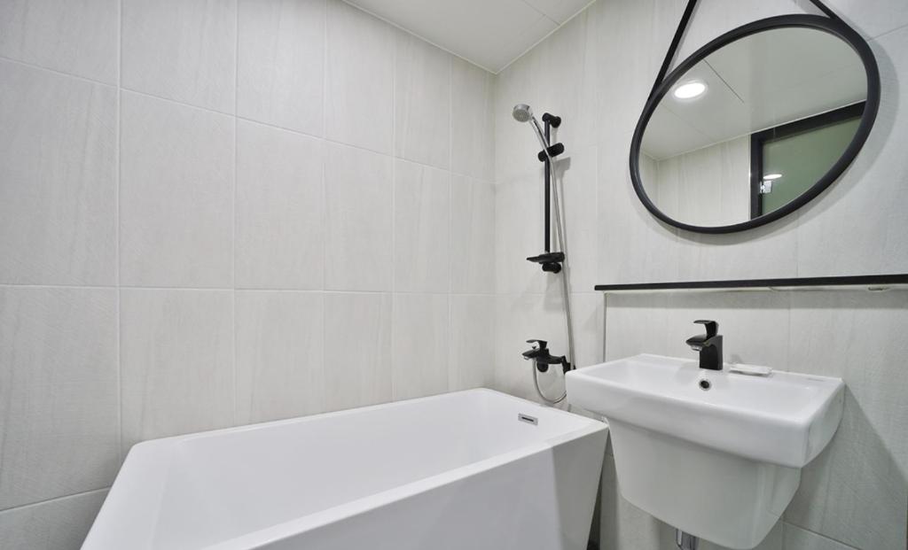 Koupelna v ubytování Oceanstay Hotel