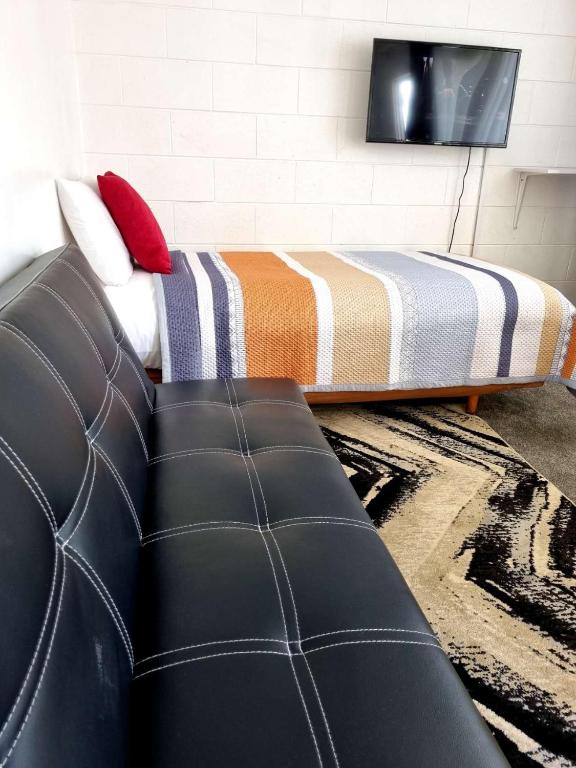 Cedar Lodge Motel Hamilton - Resim 38