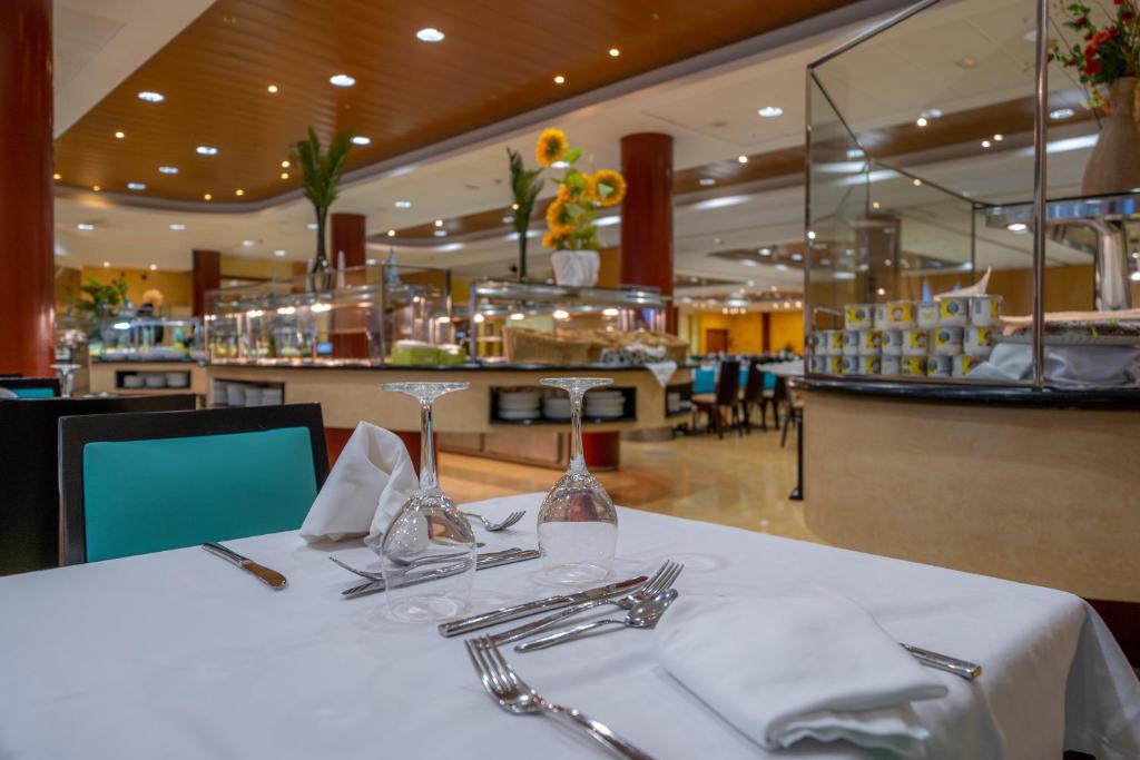 Restaurace v ubytování Hotel Blaumar