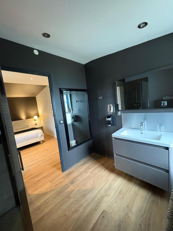 Hôtel La Vinaigrerie LOGIS - Double Room