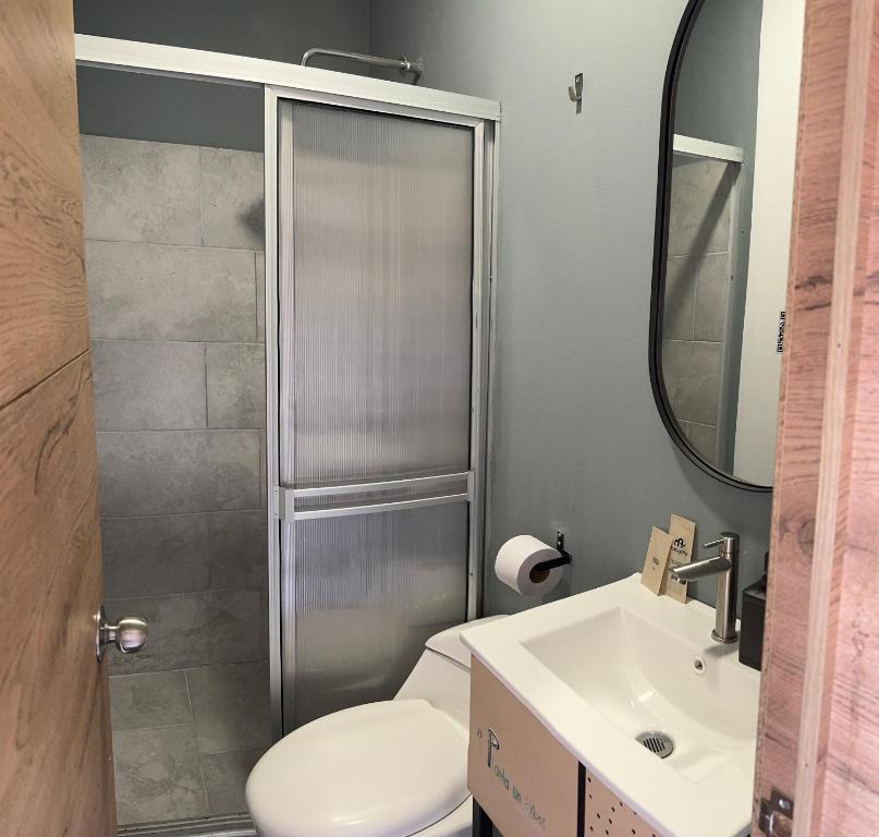 Koupelna v ubytování Nomadia Coliving Boutique