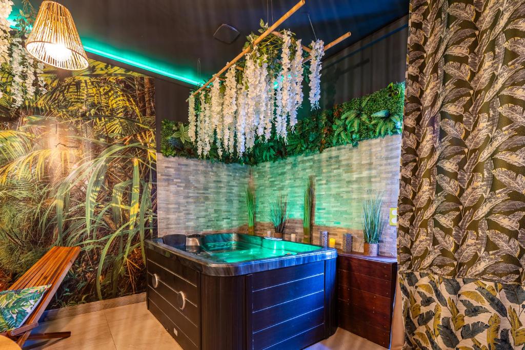 Fotografie z fotogalerie ubytování Sweet Uni'vert Jacuzzi v destinaci Le Breuil