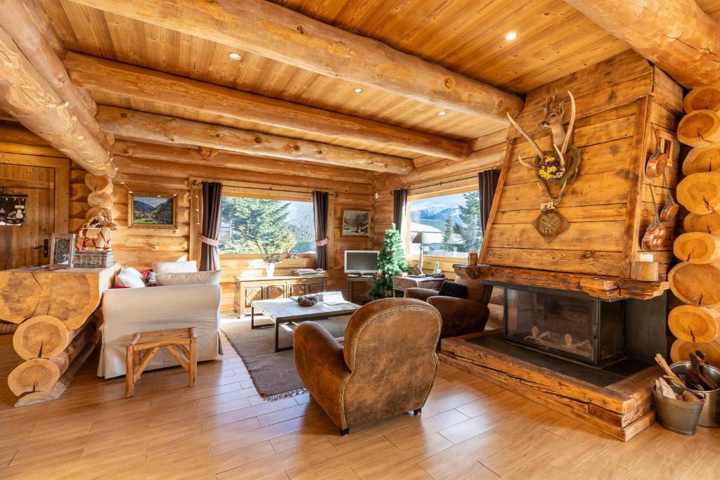 Χώρος καθιστικού στο Chalet des Sonnailles - Montagnes jardin et garage