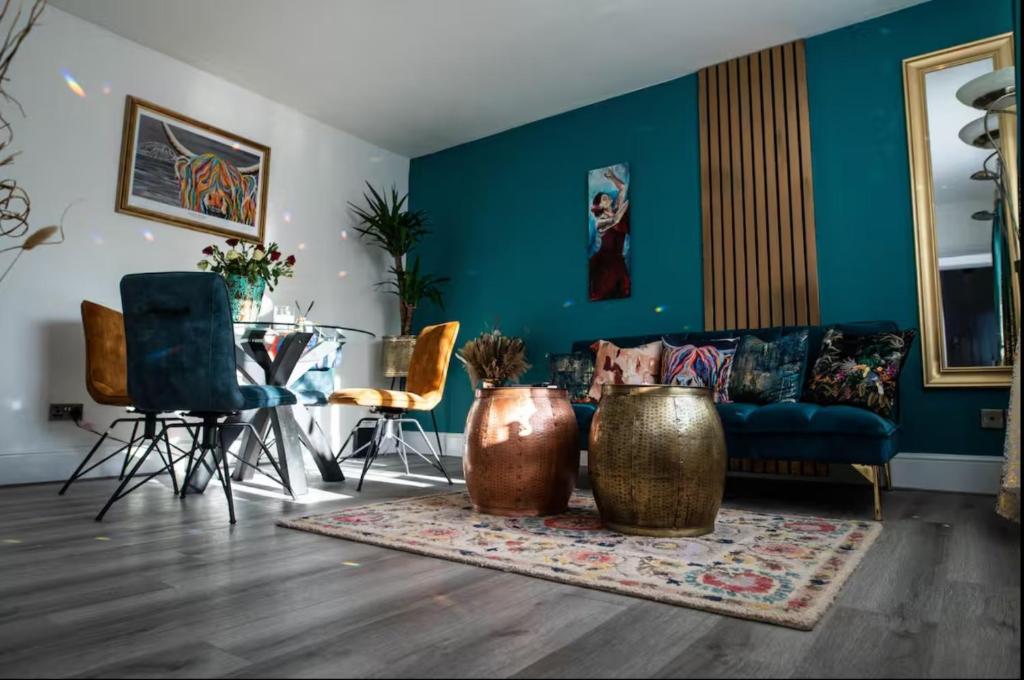 Image showcasing Luxury Town Centre ApArt Near River & Free Parking, Bedford (updated ...