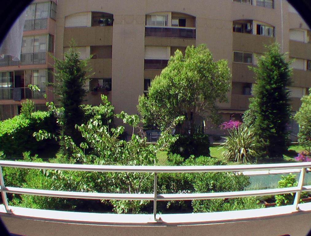 Zahrada ubytování Sq. Pauline Juan-les-Pins