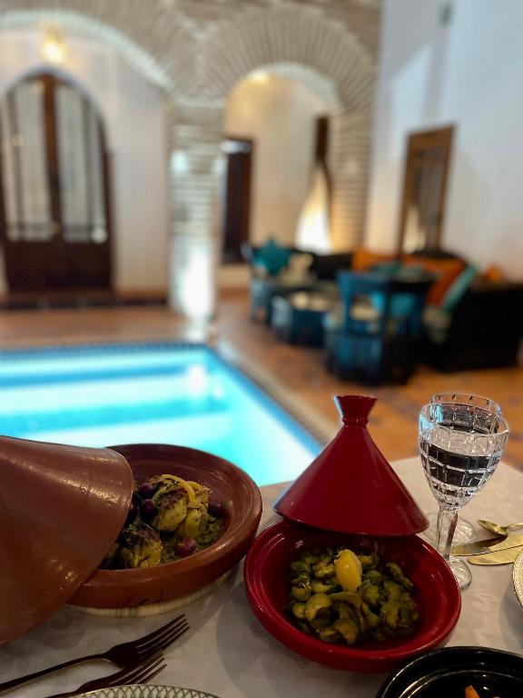 The swimming pool at or close to Riad Zarka By La Siredrah