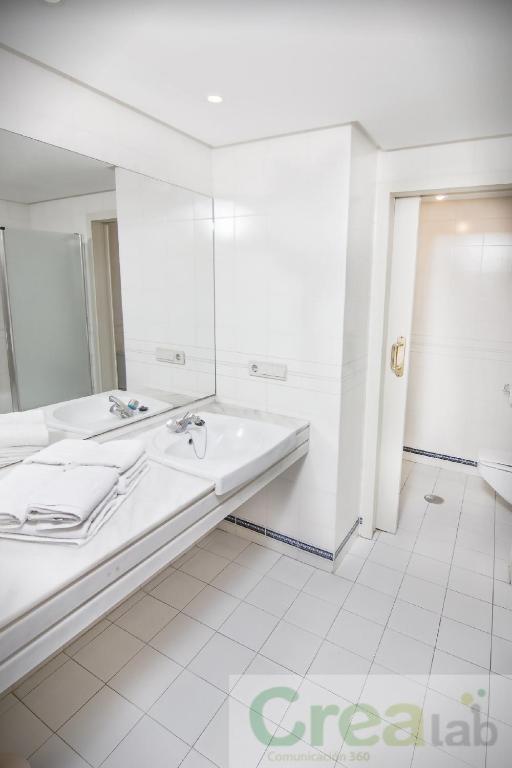 Park Plaza Suites Apartamentos - Resim 8