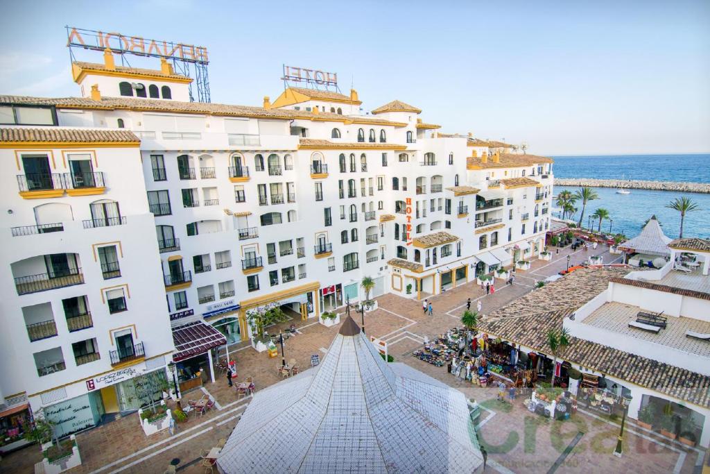 Park Plaza Suites Apartamentos - Resim 18