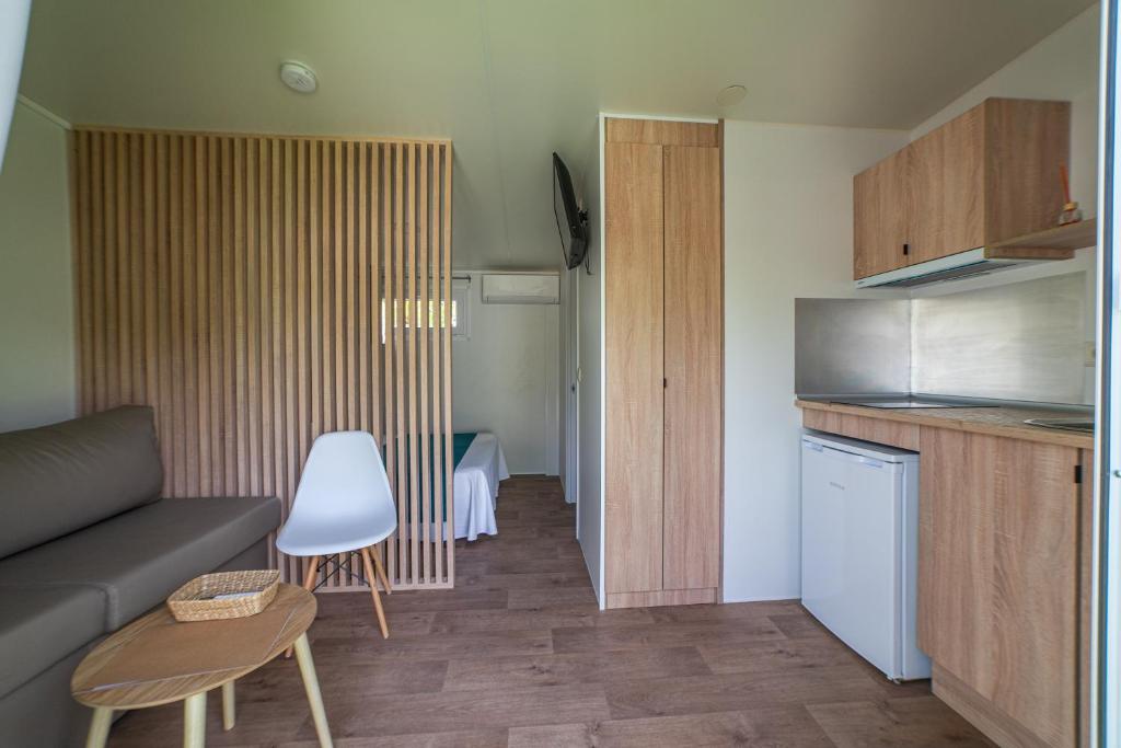 Camping Las Palmeras - Bungaló Familiar