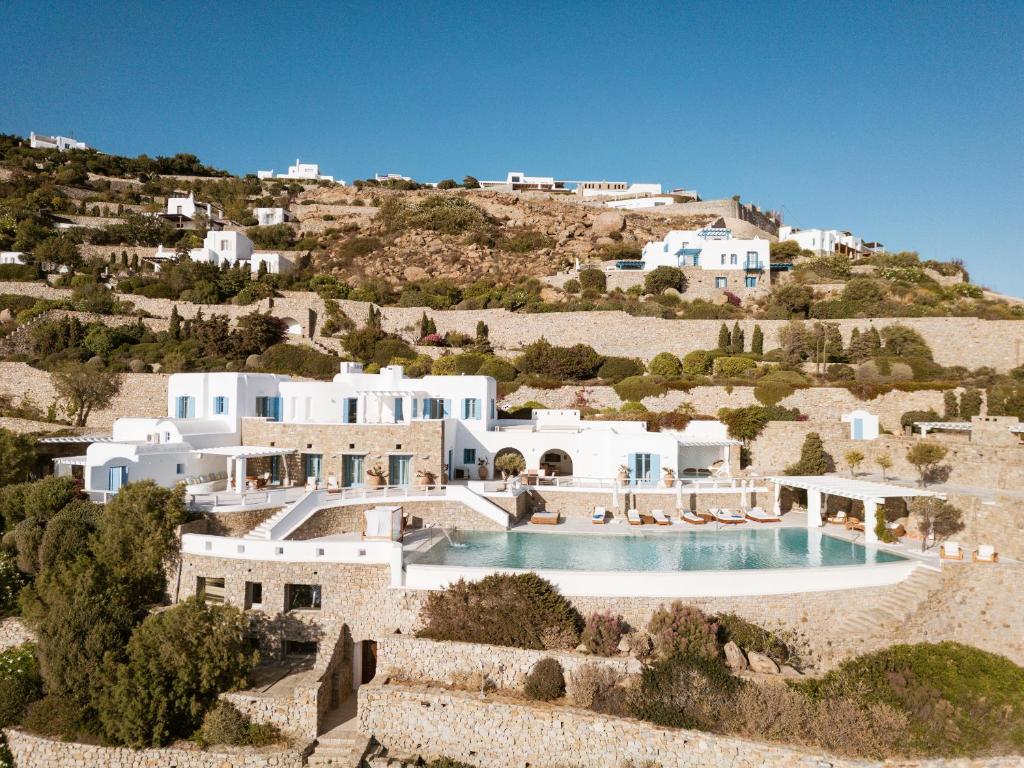 Bazén v ubytovaní AGL Luxury Villas alebo v jeho blízkosti