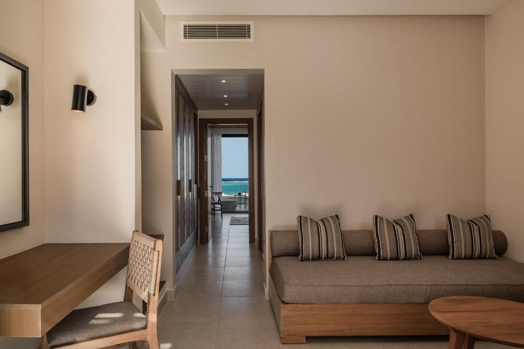 JAZ Elite Riviera - 17