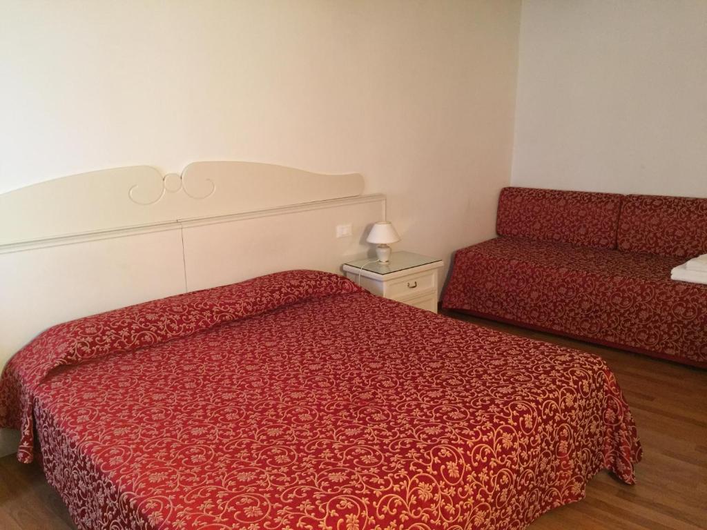 Venice Resorts - Two-Bedroom Apartment