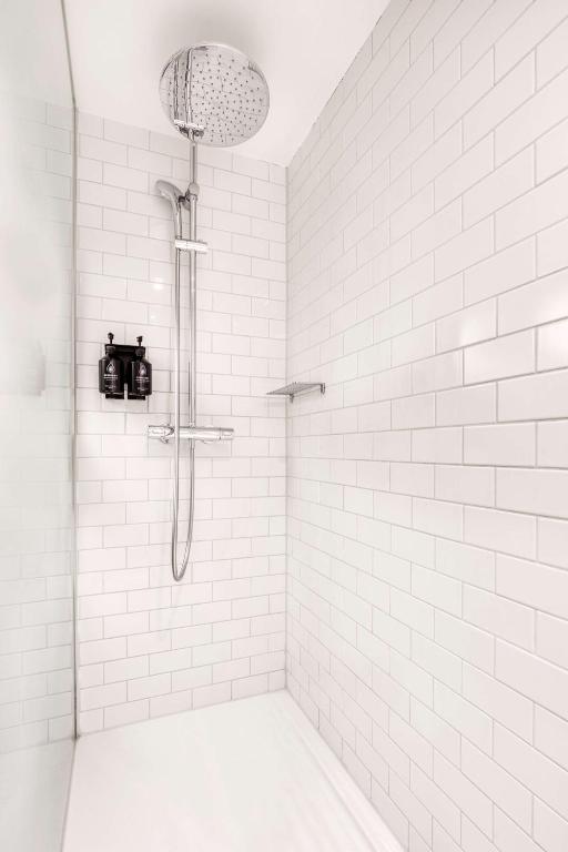 pentahotel Brussels City Centre - Resim 3