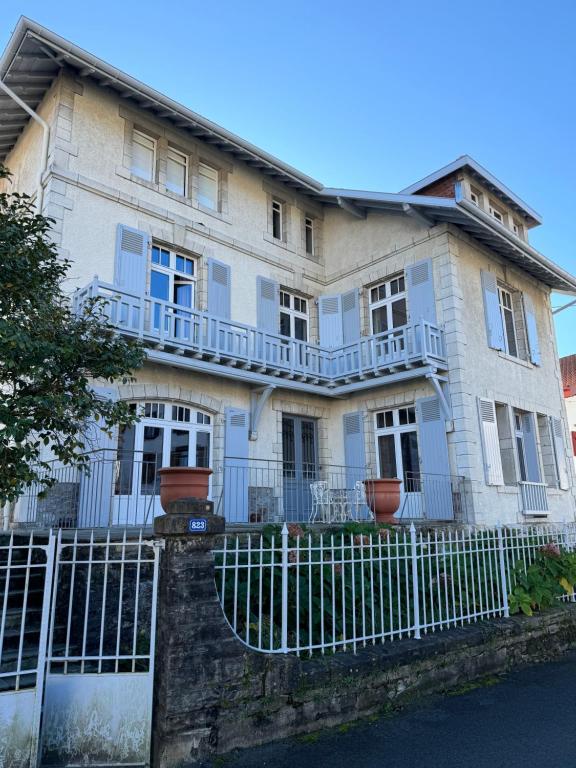 Το κτήριο όπου στεγάζεται  το bed & breakfast